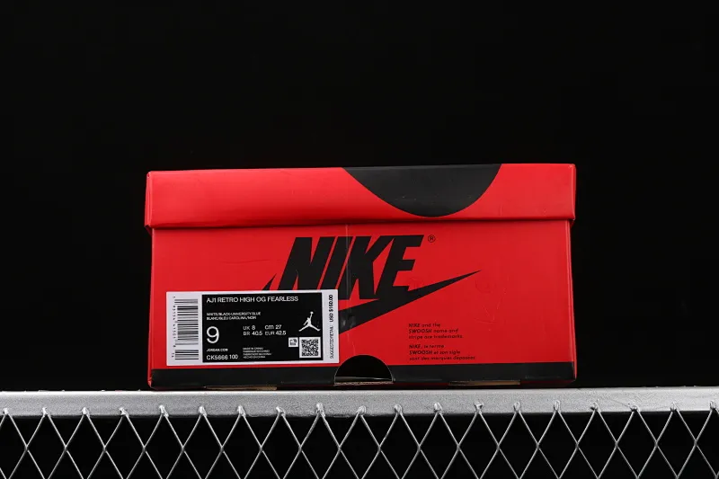 All categories Air Jordan Jordan series basketball shoes Air Jordan 1 High Air Jordan 1 "Fearless" AJ1 Joe 1 high top red and blue patent leather CK5666-100